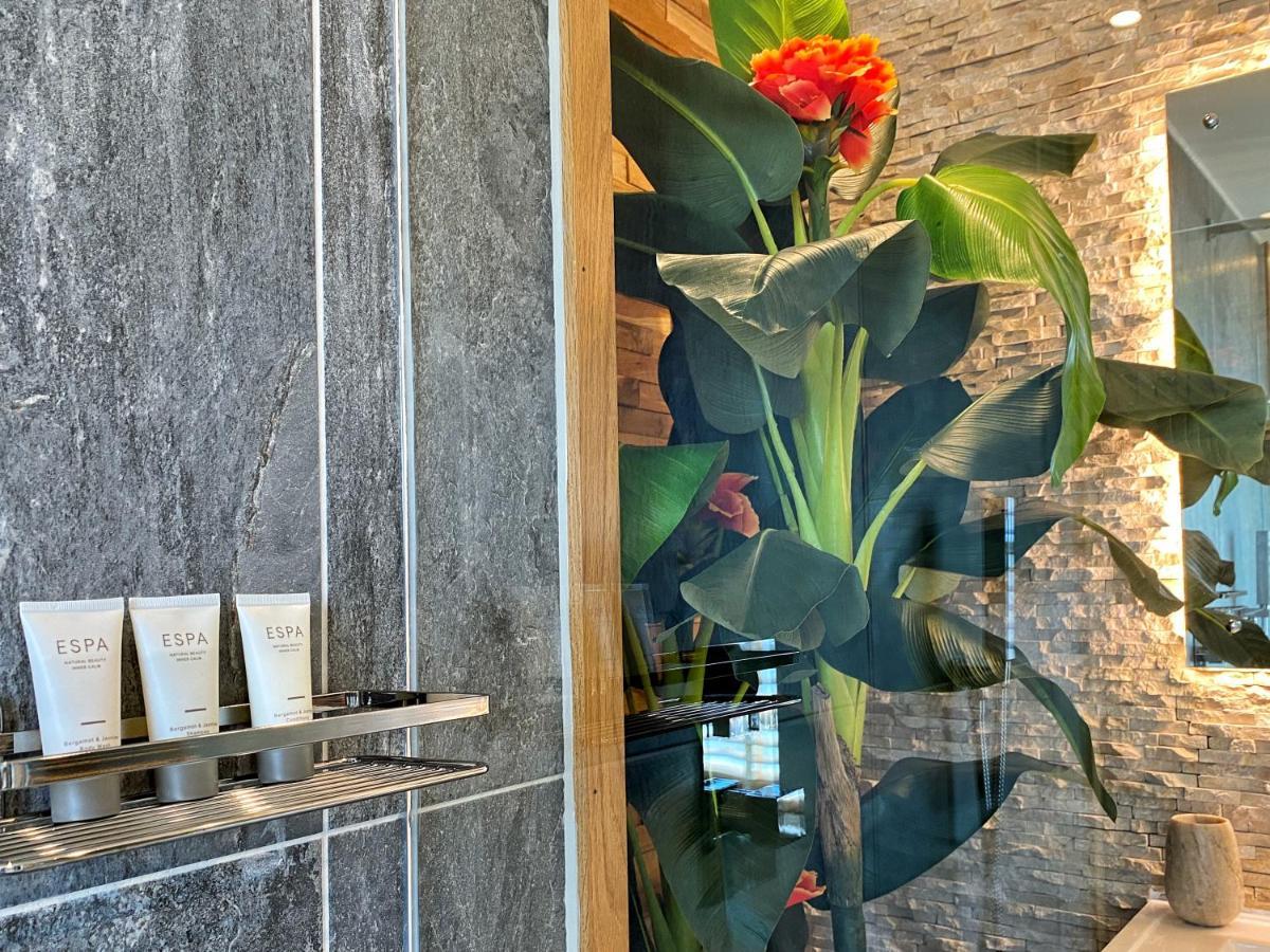 Hambrook House Canterbury - New Luxury Guest House With Espa Spa Complex מראה חיצוני תמונה