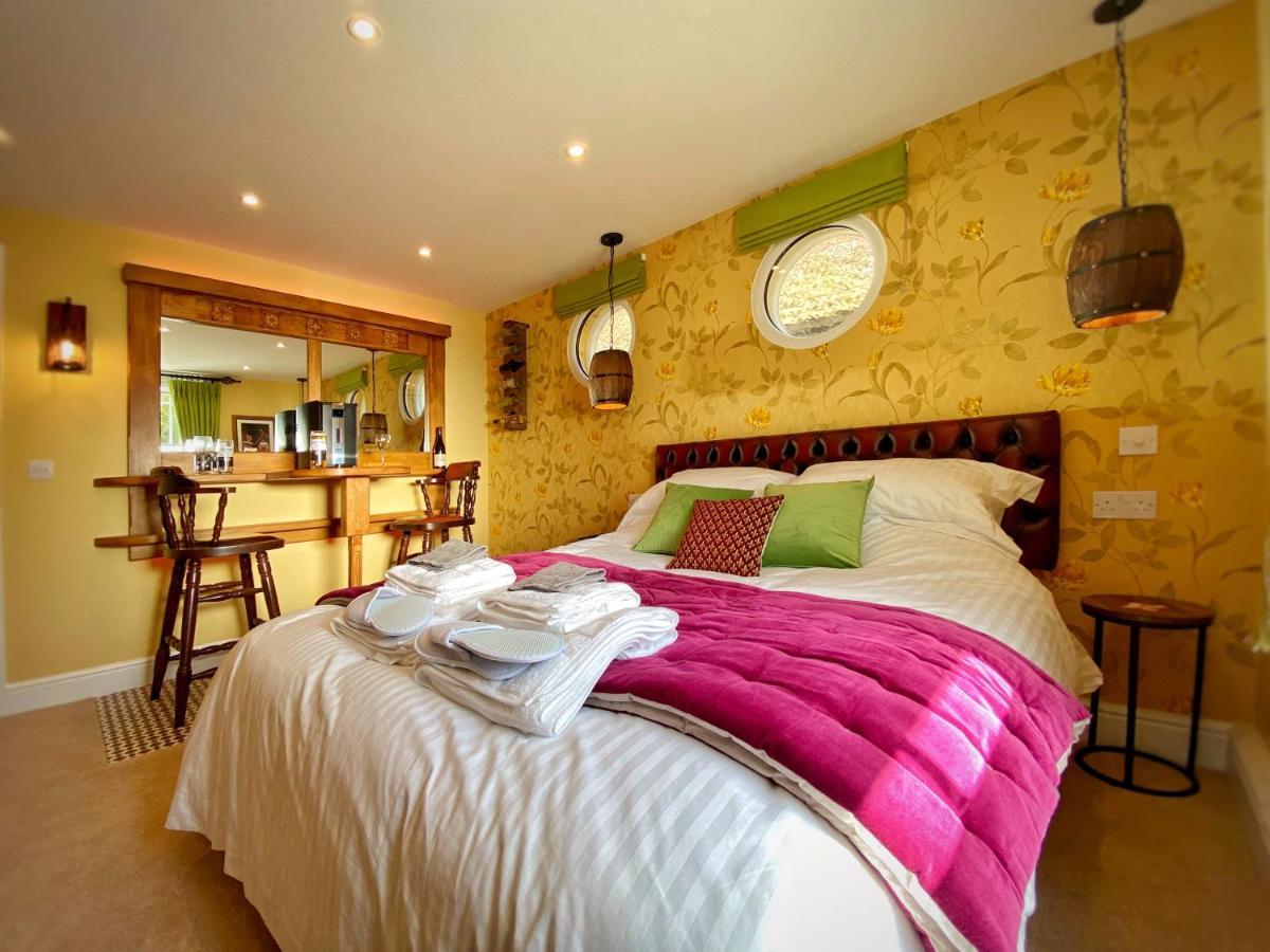 Hambrook House Canterbury - New Luxury Guest House With Espa Spa Complex מראה חיצוני תמונה