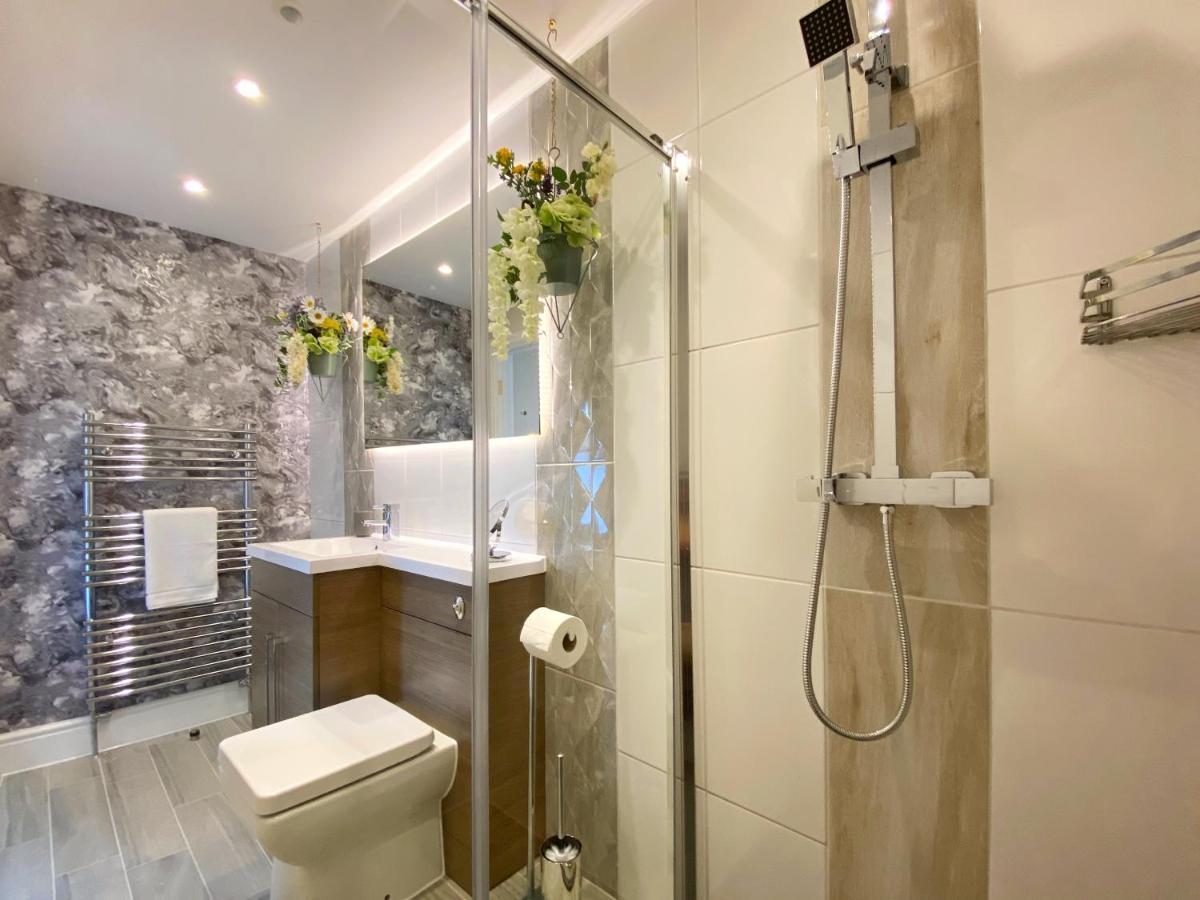 Hambrook House Canterbury - New Luxury Guest House With Espa Spa Complex מראה חיצוני תמונה